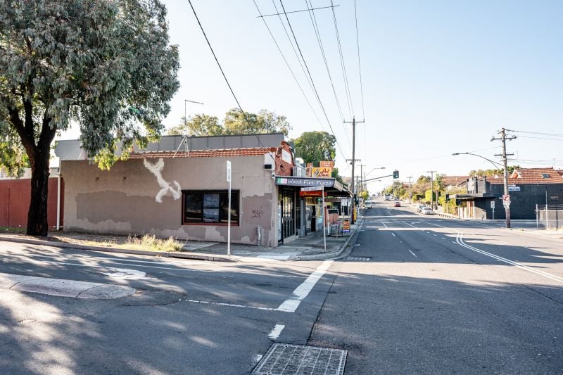 8/345 Moreland Road, Coburg