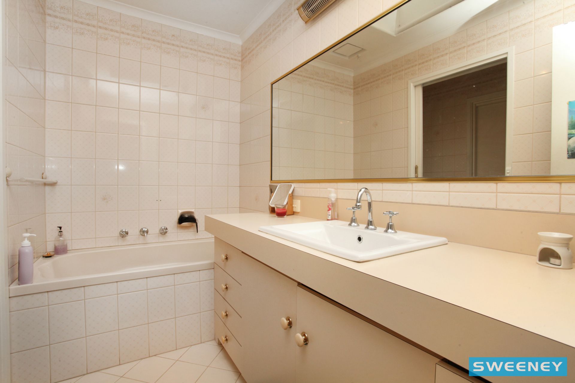 1 Cavendish Drive, Deer Park - Thumbnail 8