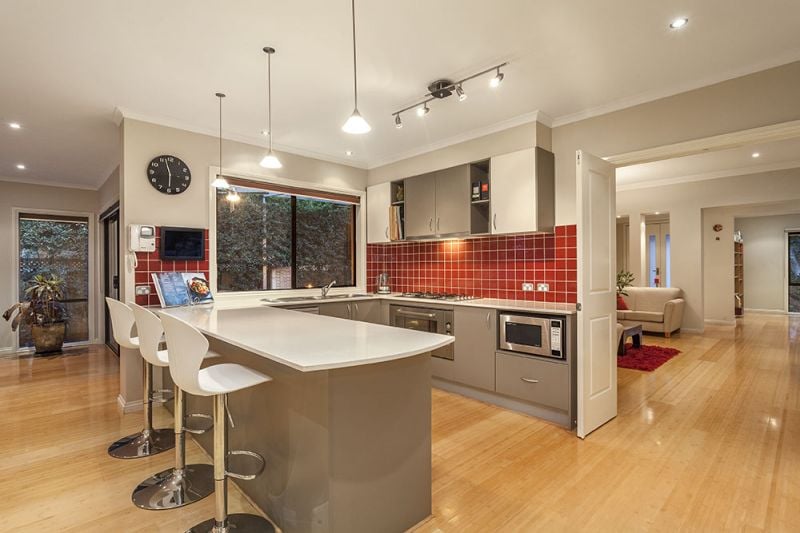 5 Sylvan Court, Forest Hill - Thumbnail 3