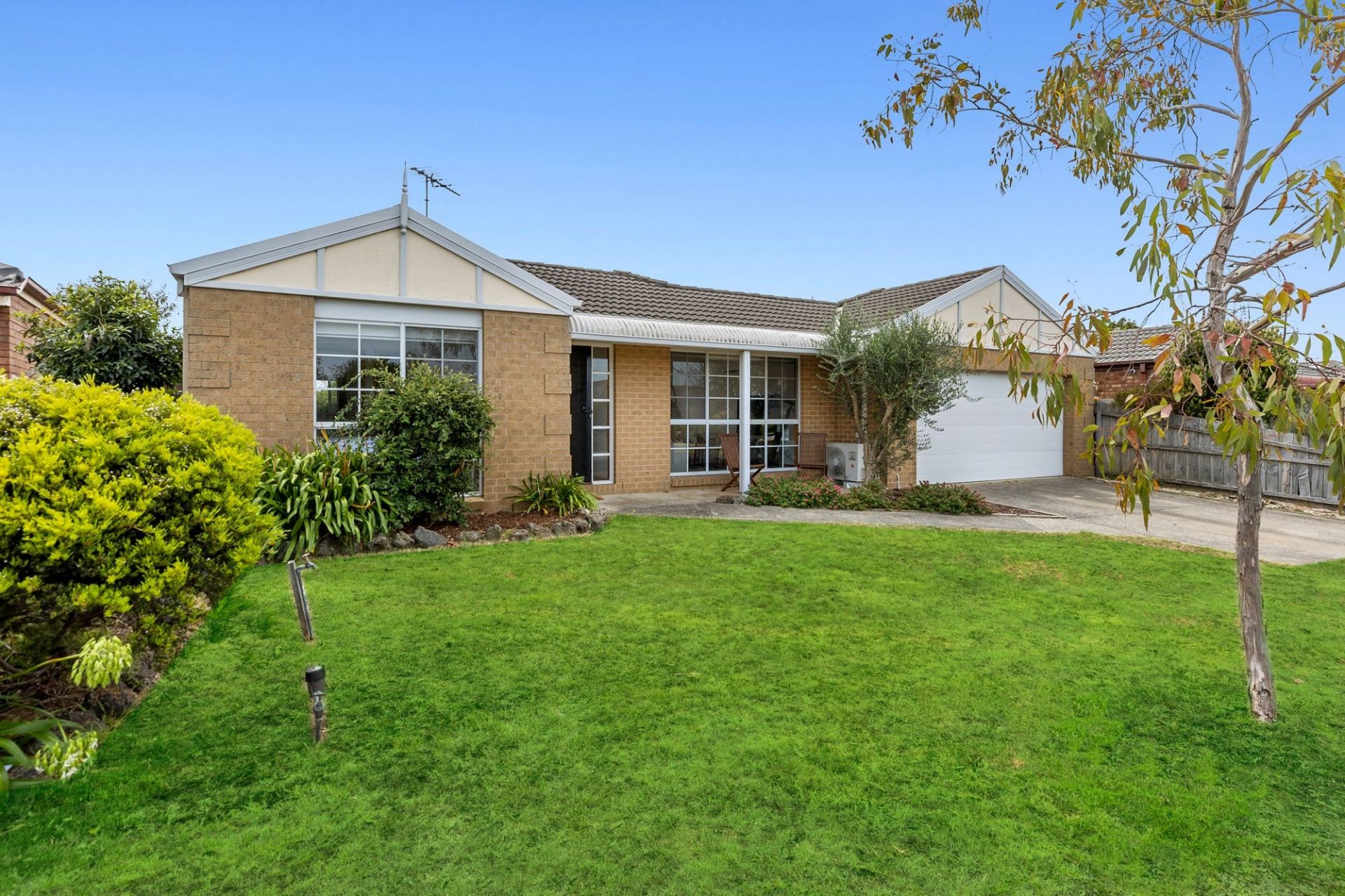 10 Arlington Crescent Ocean Grove VIC, Ocean Grove - Thumbnail 2
