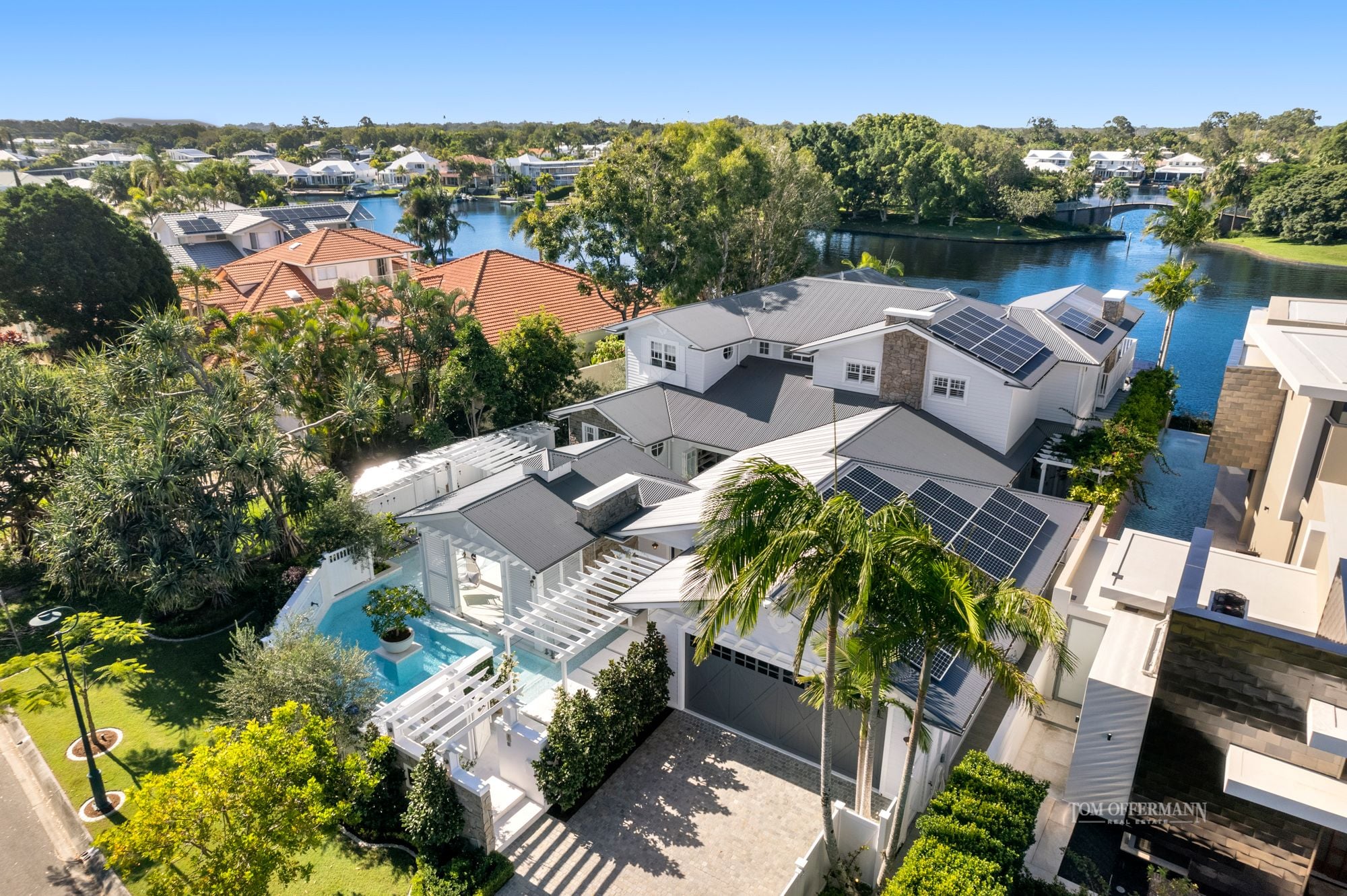 Real Estate For Sale 60 The Peninsula Noosa Waters , QLD