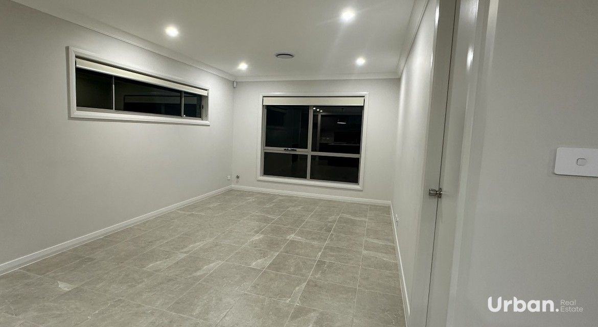 Austral 20 Broadacre Street