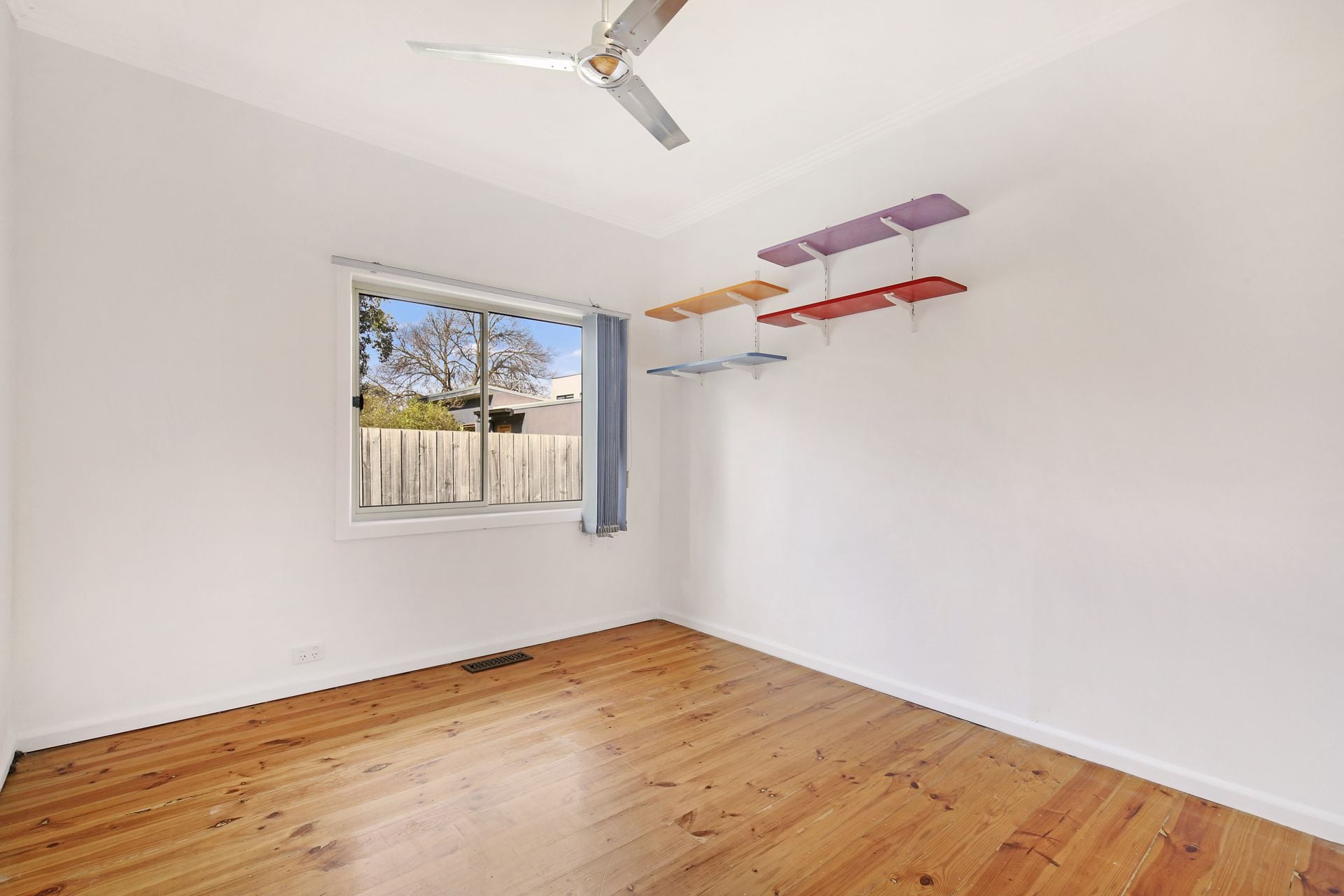 Freshly painted , three bedroom family home!