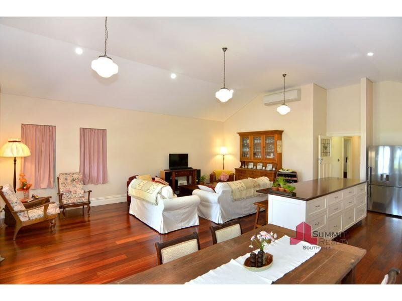 Real Estate For Sale 72 Stirling Street Bunbury , WA