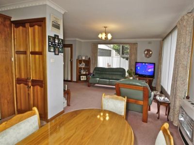 3
 
 
 
  
 
 
 1
 
 
 
  
 
 
 2
 
 
 
 
 
 
 
 7 Gardenia Grove, DEVONPORT TAS 7310, Devonport - Thumbnail 4