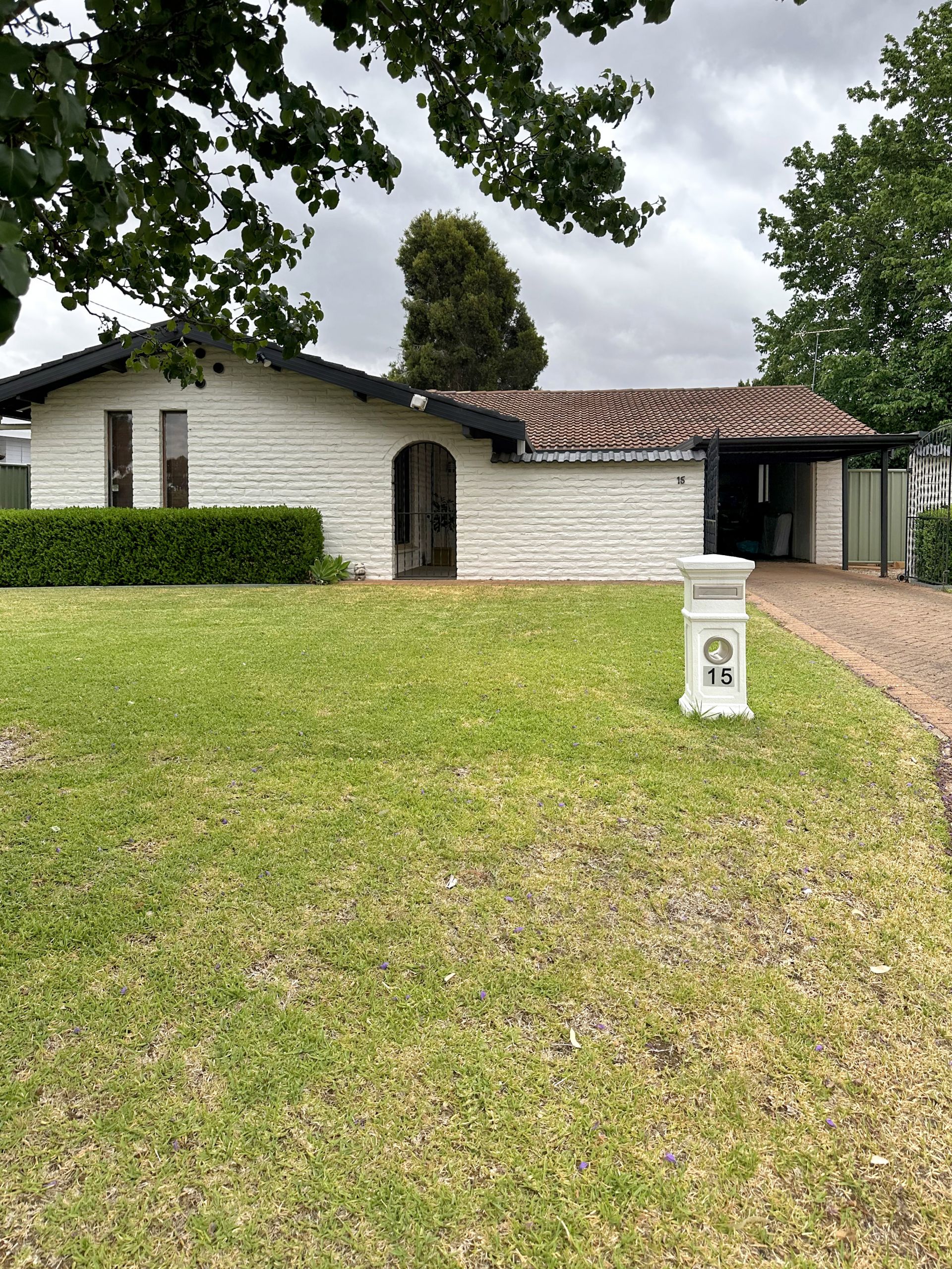 15 Margaret Crescent, Dubbo Bob Berry Real Estate