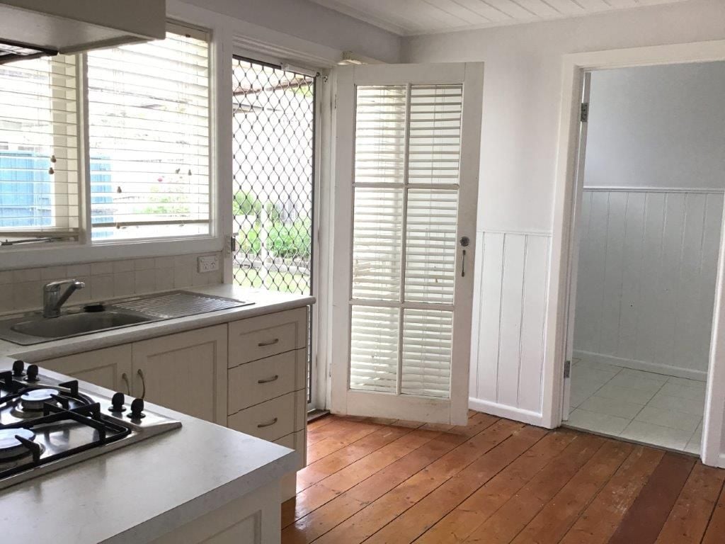 **Great Location in Picturesque Street**