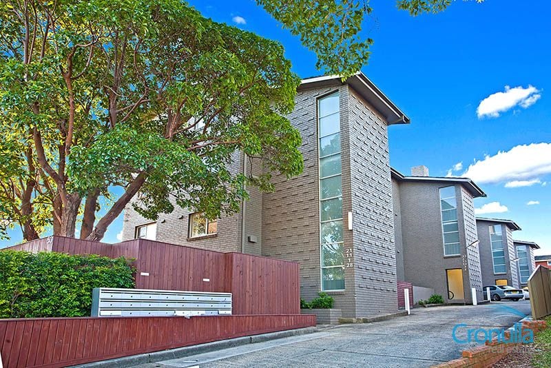 53 Caronia Ave