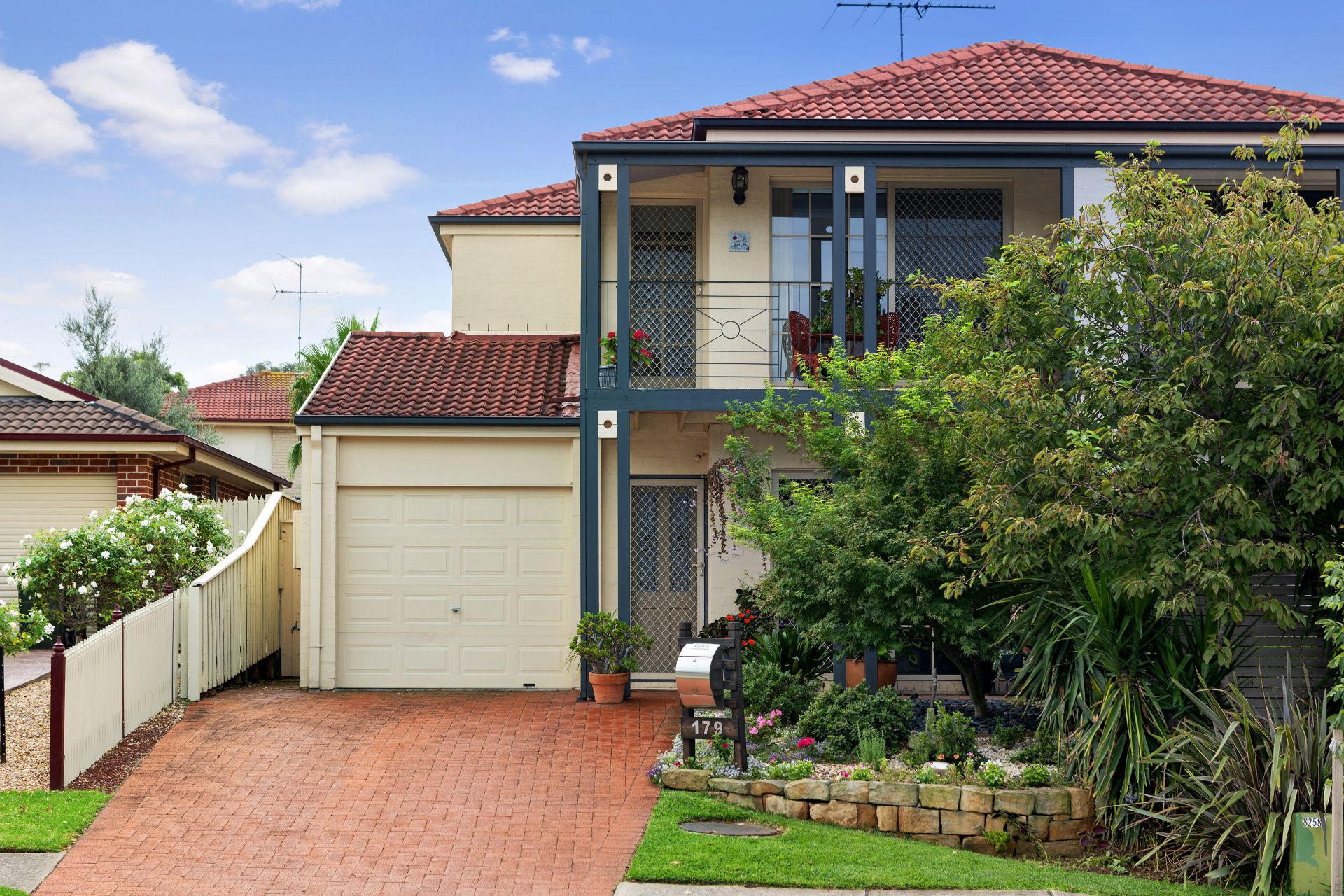 Real Estate For Sale 179 Waterworth Drive Mount Annan , NSW