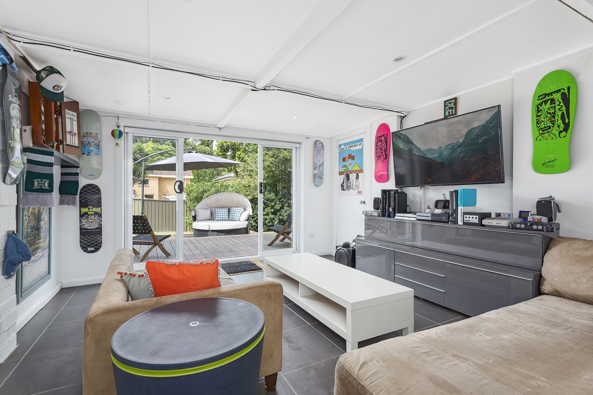 6 Amitaf Avenue Caringbah South NSW, Caringbah South - Thumbnail 4