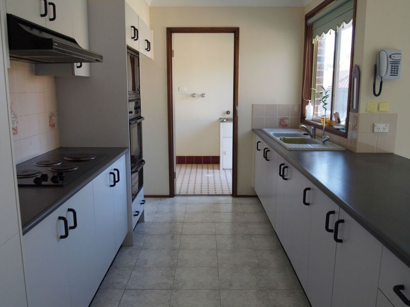 5 Beau Court, Quakers Hill