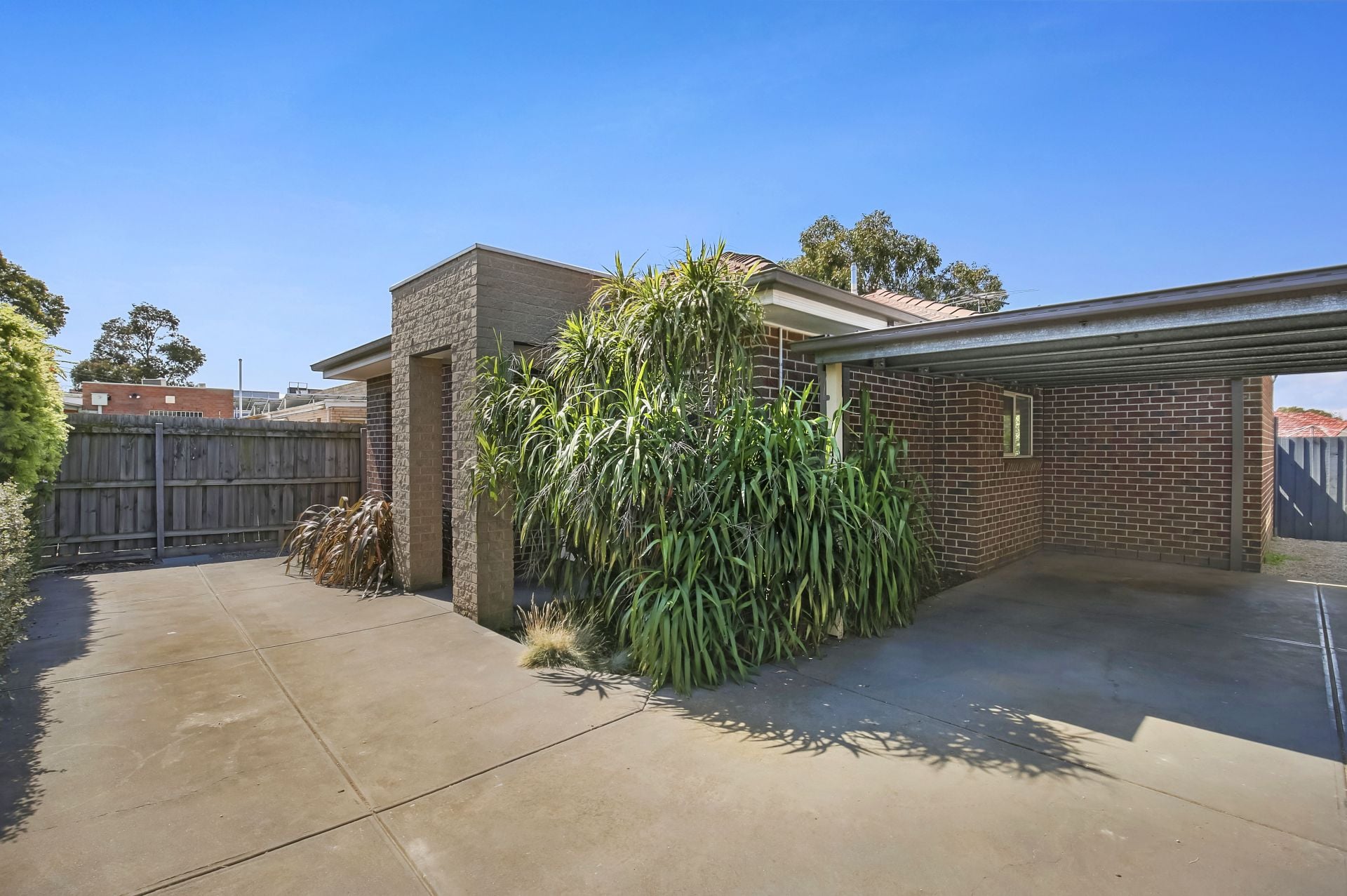 Two bedroom home with courtyard!