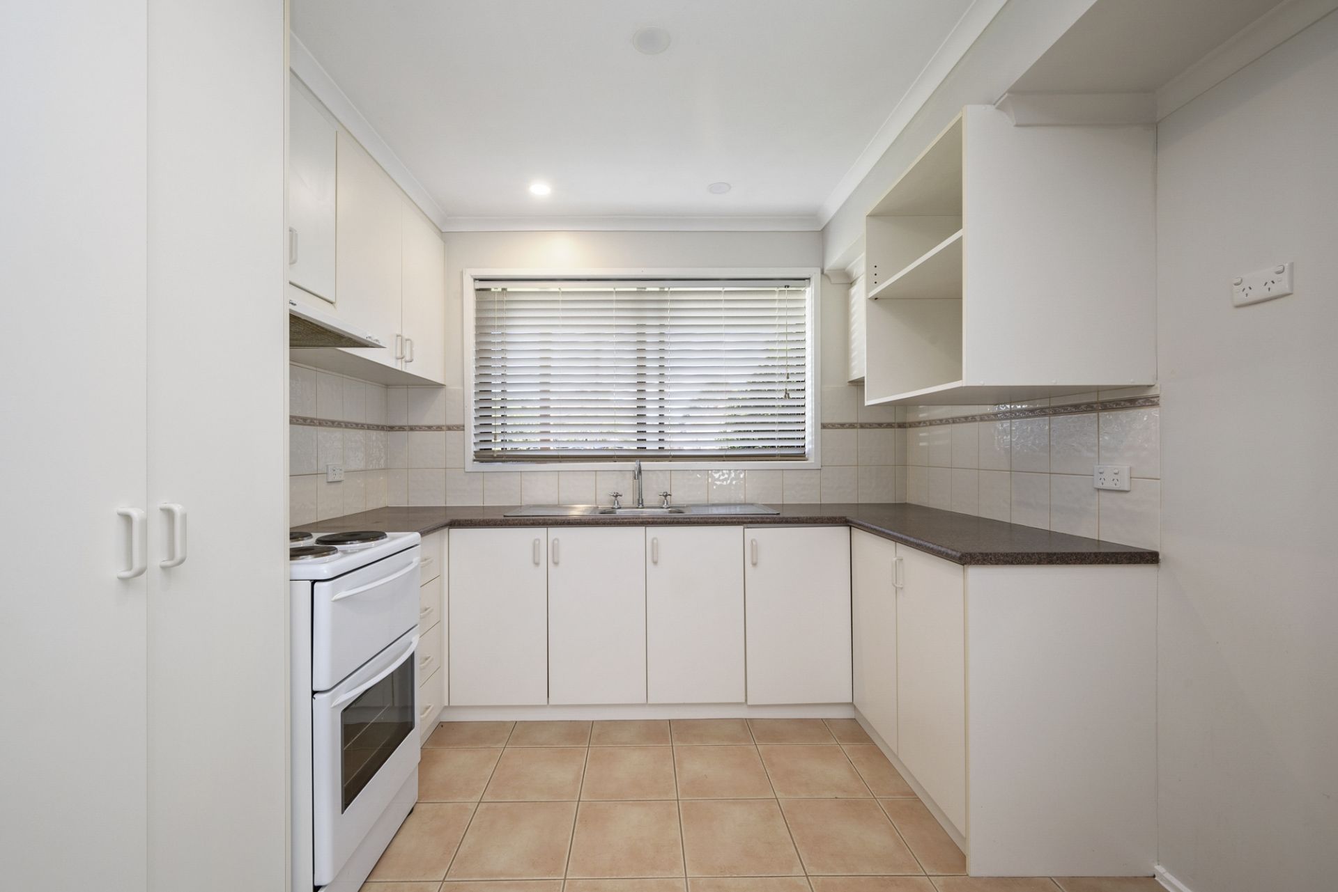 29 Salisbury Avenue, Newington, Newington - Thumbnail 6