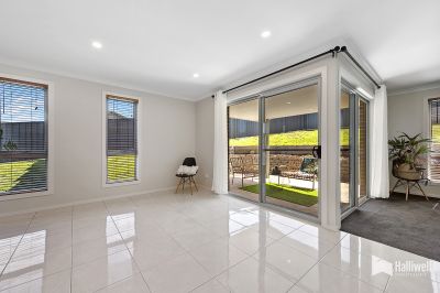 3
 
 
 
  
 
 
 2
 
 
 
  
 
 
 2
 
 
 
 
 
 
 
 10 Spring Grove, Latrobe TAS 7307, Latrobe - Thumbnail 7
