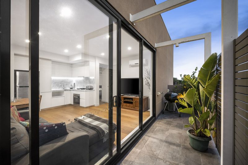 201/241 Balaclava Road, Caulfield North - Thumbnail 3