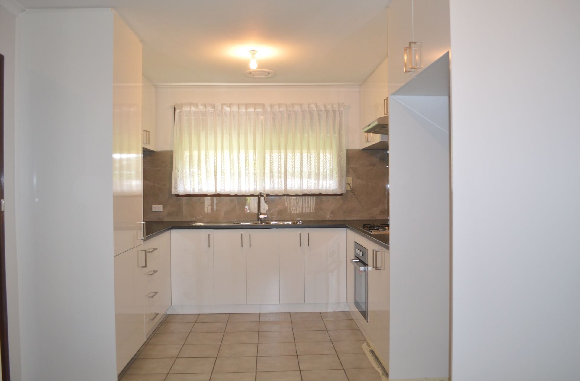 PERFECT FAMILY HOME IN PERFECT QUIET COURT LOCATION