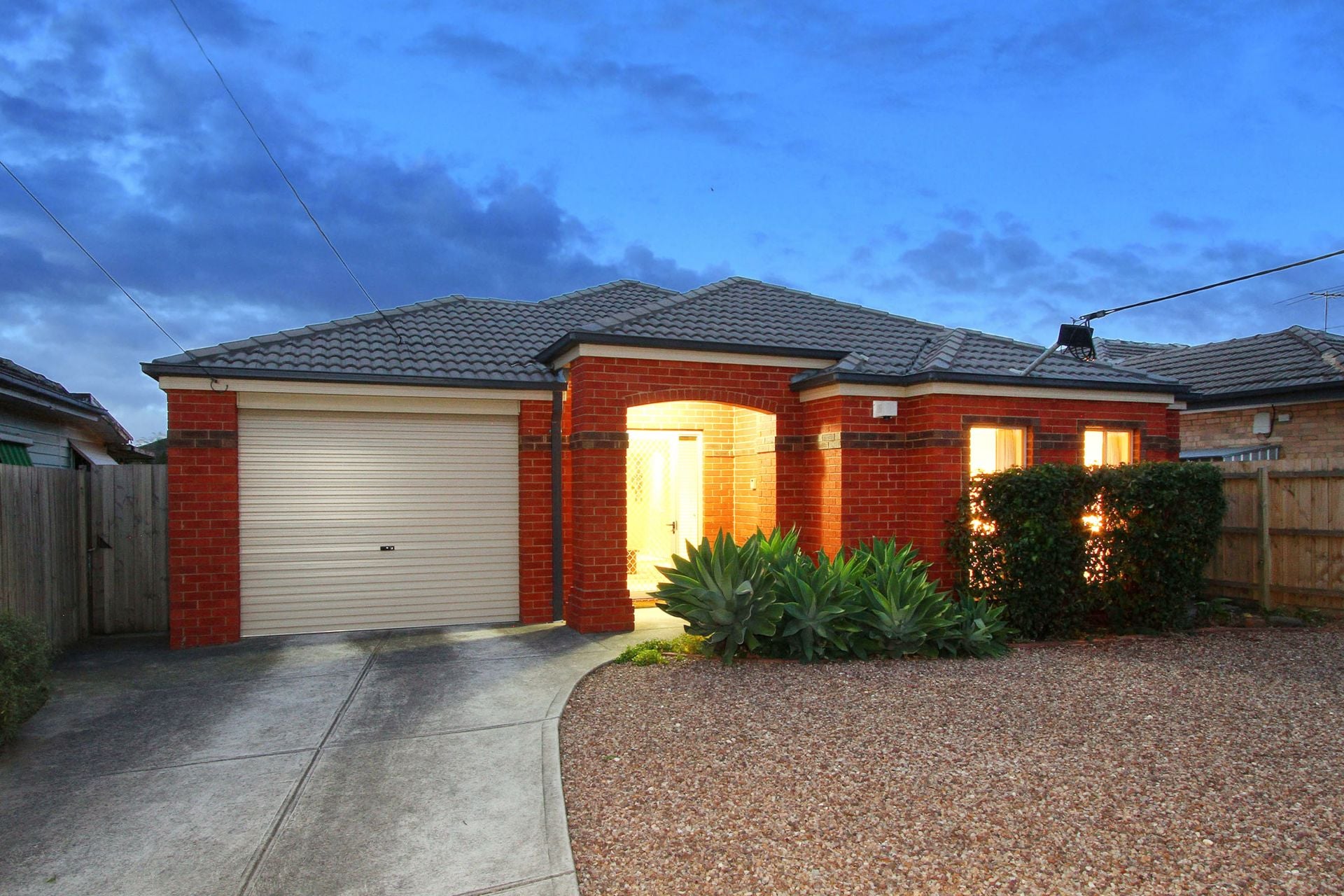 Stylish, Modern And Wonderfully Located