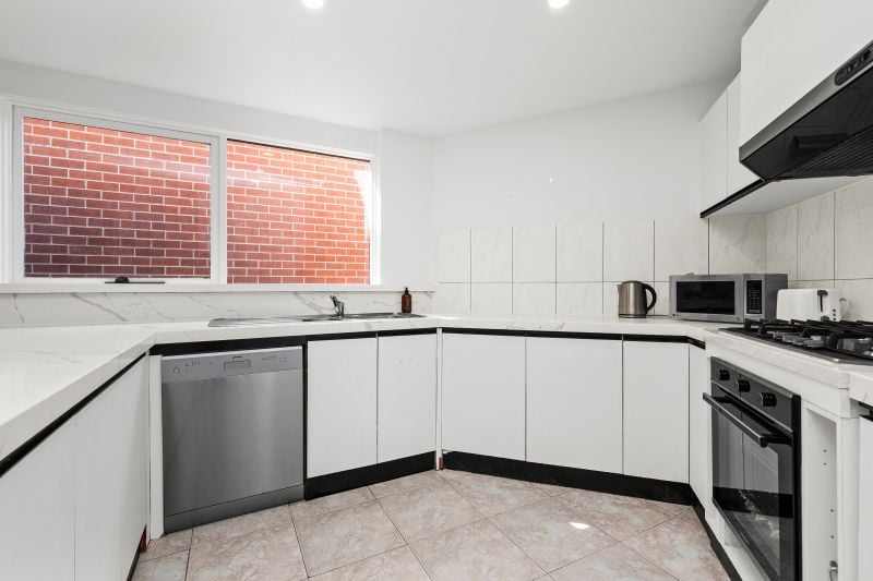 30 Asquith Street, Reservoir