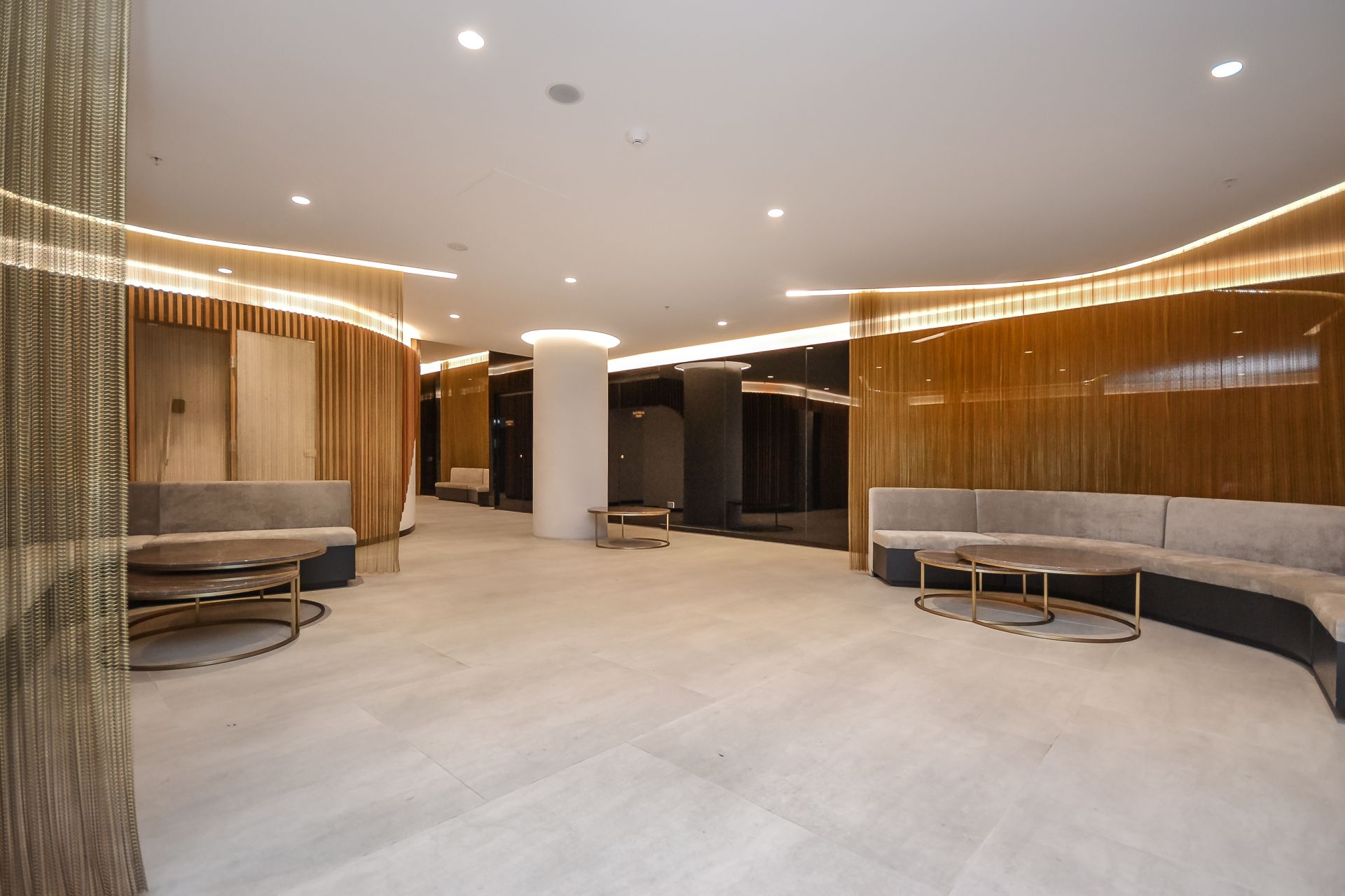 BRAND NEW PREMIUM APARTMENT