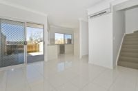 10/99 Adelaide Street, Carina, Carina - Image 1