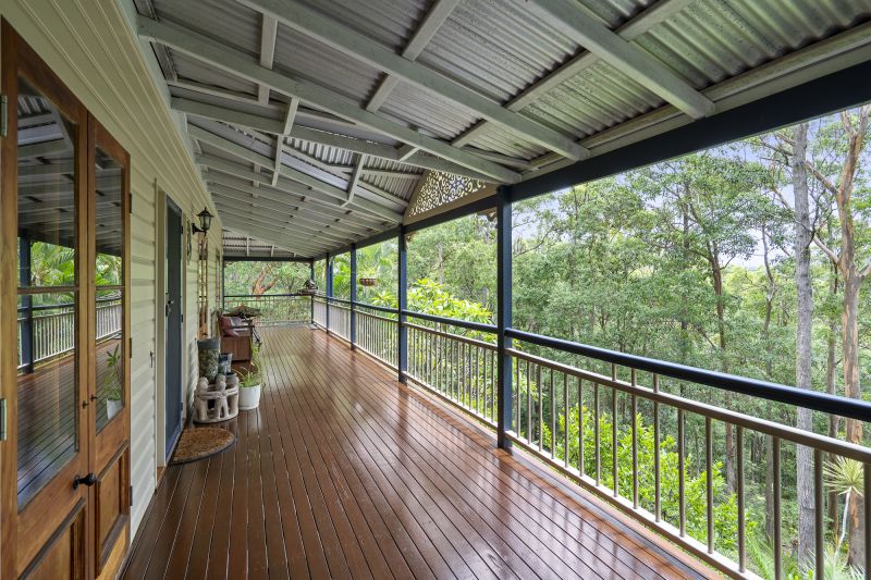 14 Forest Oak Court, Tanawha