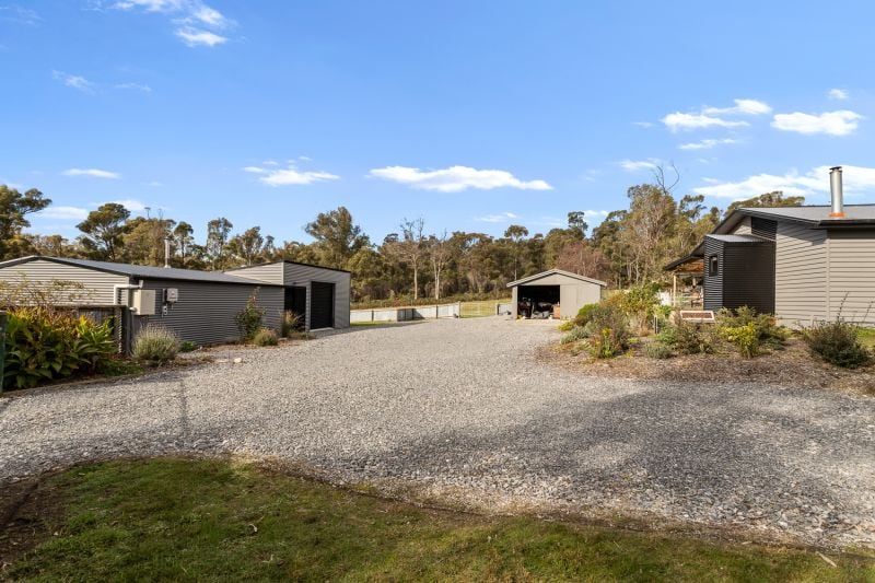 13 Tattersalls Road Beaconsfield, Beaconsfield - Thumbnail 7