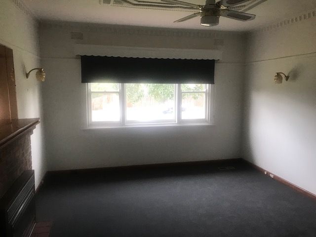 3 BEDROOM DELIGHT!