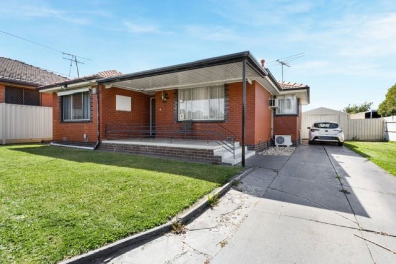 130 Mount View Road, Lalor