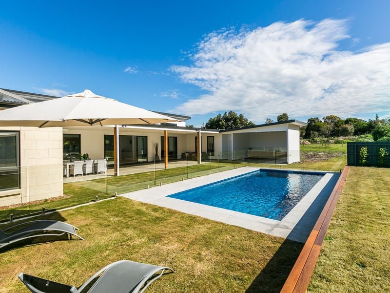 31 Scorpio Street, Torquay - Thumbnail 3