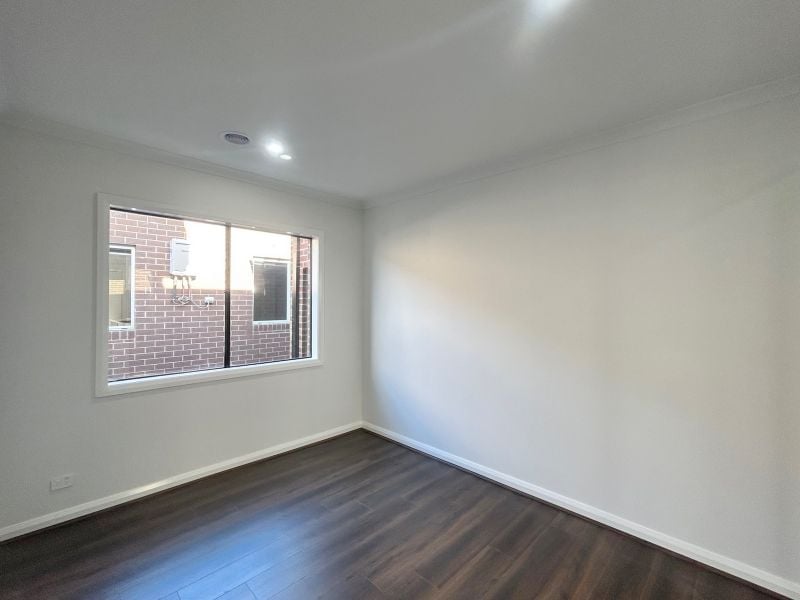 14 Madura Promenade, Mickleham