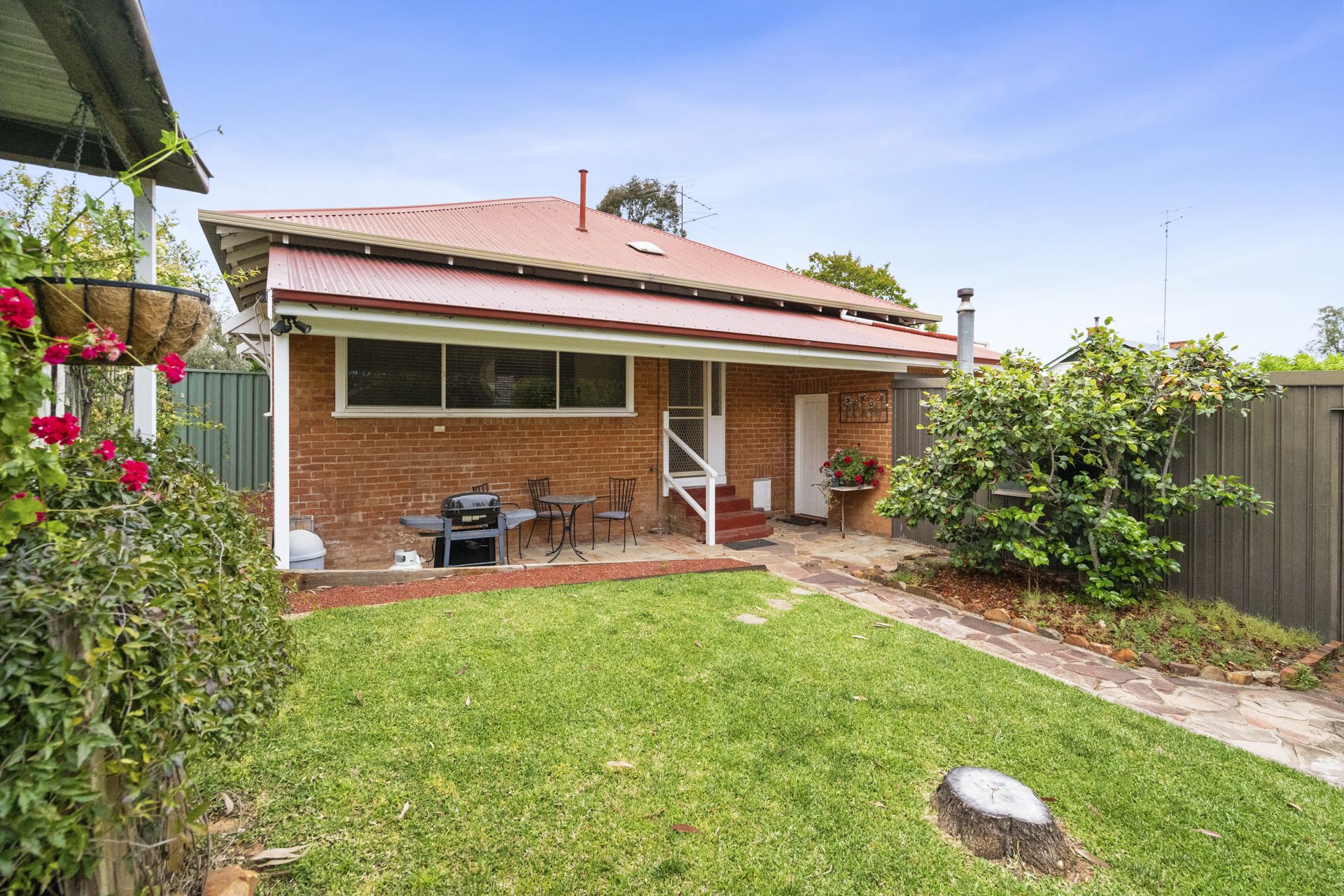 24 Roberts Street, NARRANDERA QPL Rural