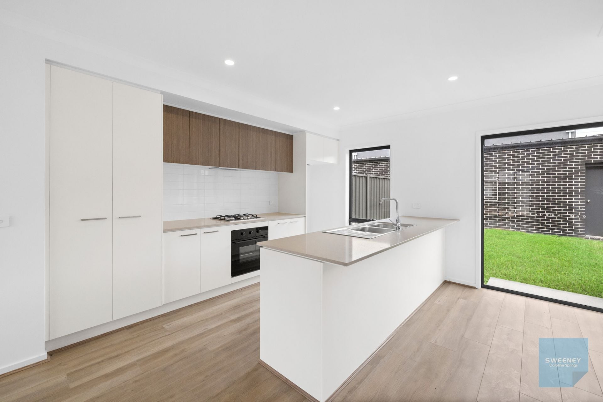 42 Baldwin Road, Fraser Rise - Thumbnail 4