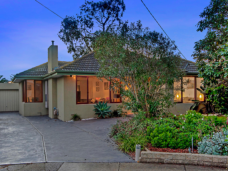 9 Newton Court, Seaholme - Thumbnail 2