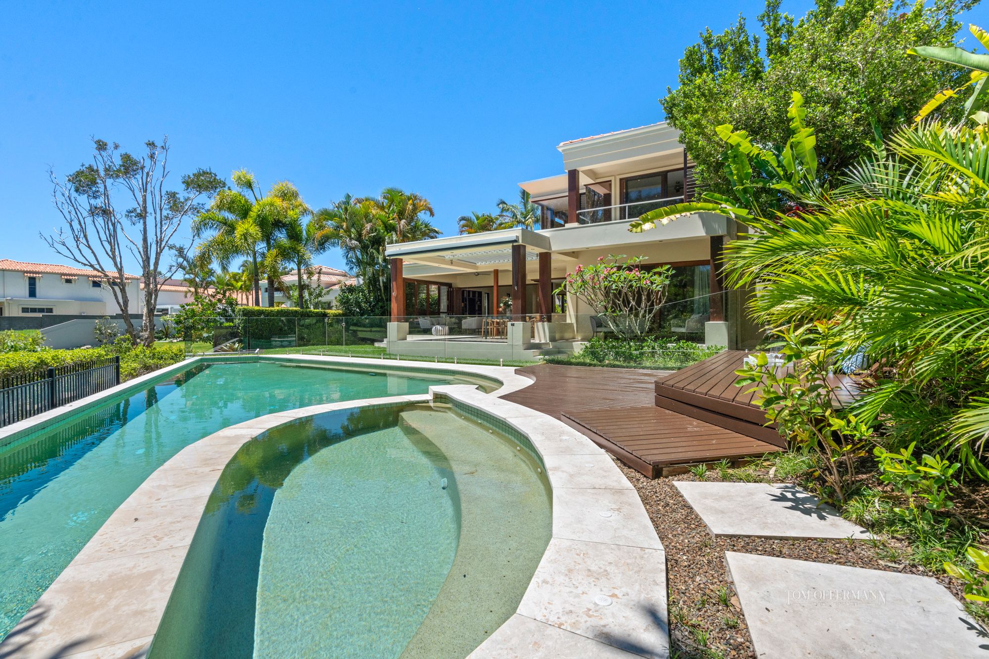 Real Estate For Sale 512/61 Noosa Springs Drive Noosa Heads , QLD