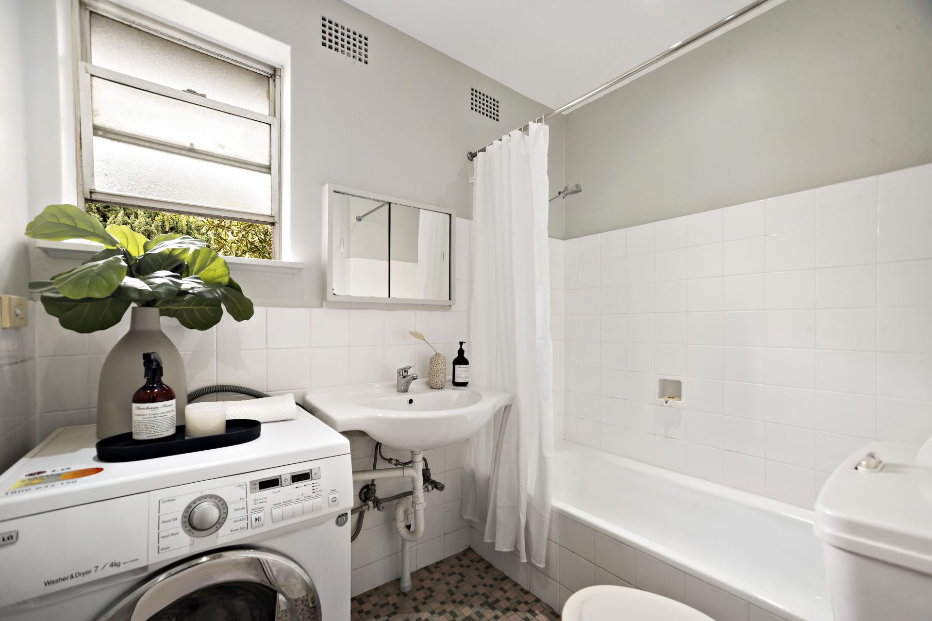 Real Estate For Sale 15/142 Stanmore Road Stanmore , NSW