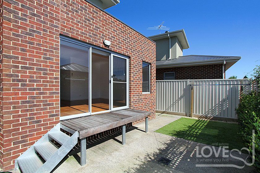 SPACIOUS LIVING AT ITS BEST!
