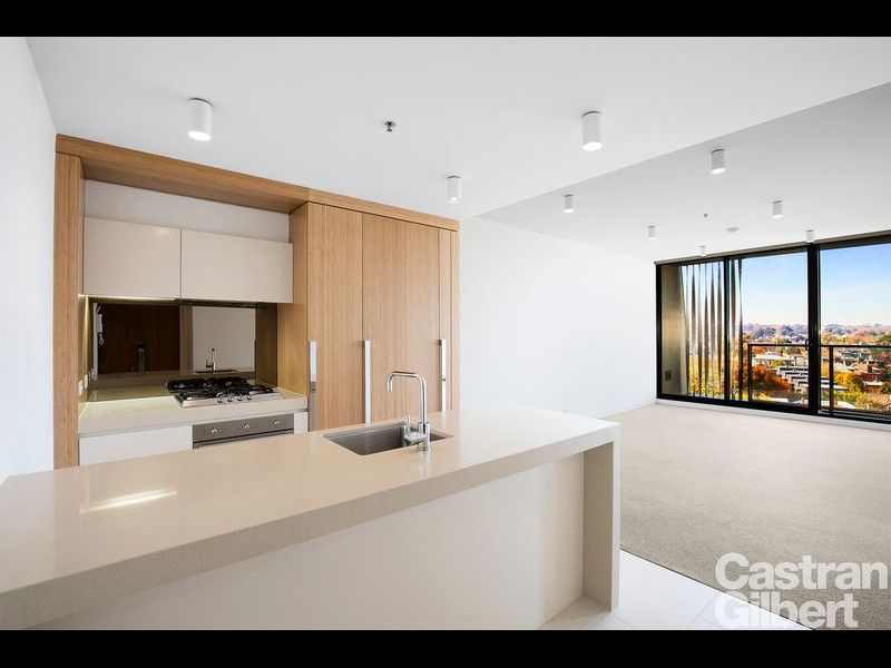 811/1 Clara Street, South Yarra - Thumbnail 3