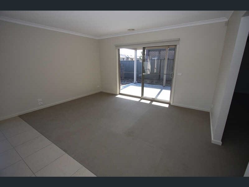16 Barnell Street, Craigieburn