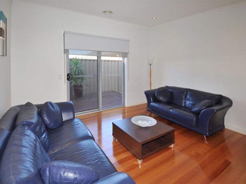 3 Croft Street, Caroline Springs - Thumbnail 7