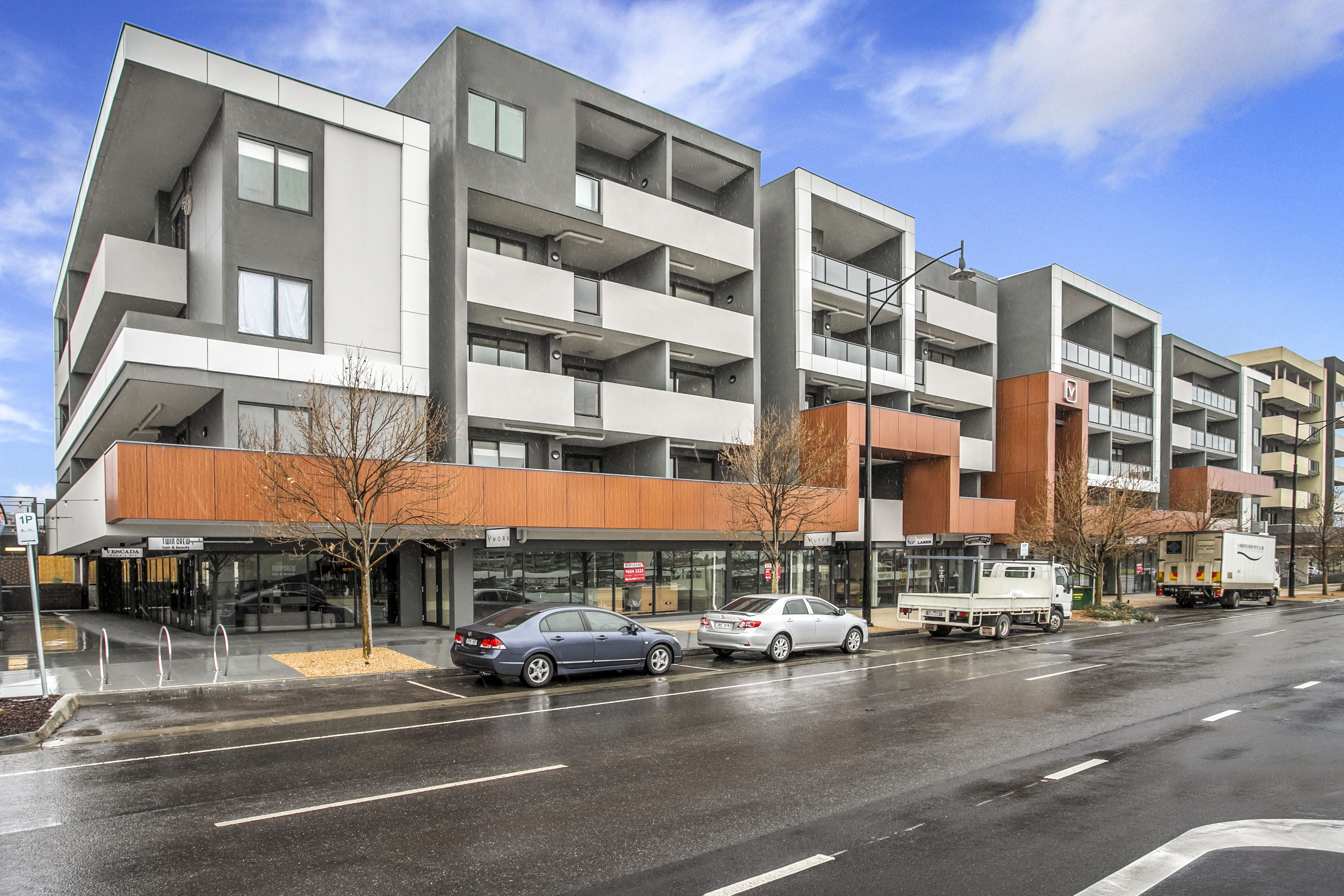 207/11 Commercial Road Caroline Springs VIC, Caroline Springs - Thumbnail 2