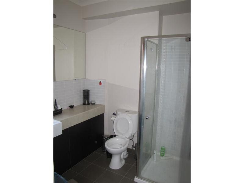 Modern 2 Bedroom Unit