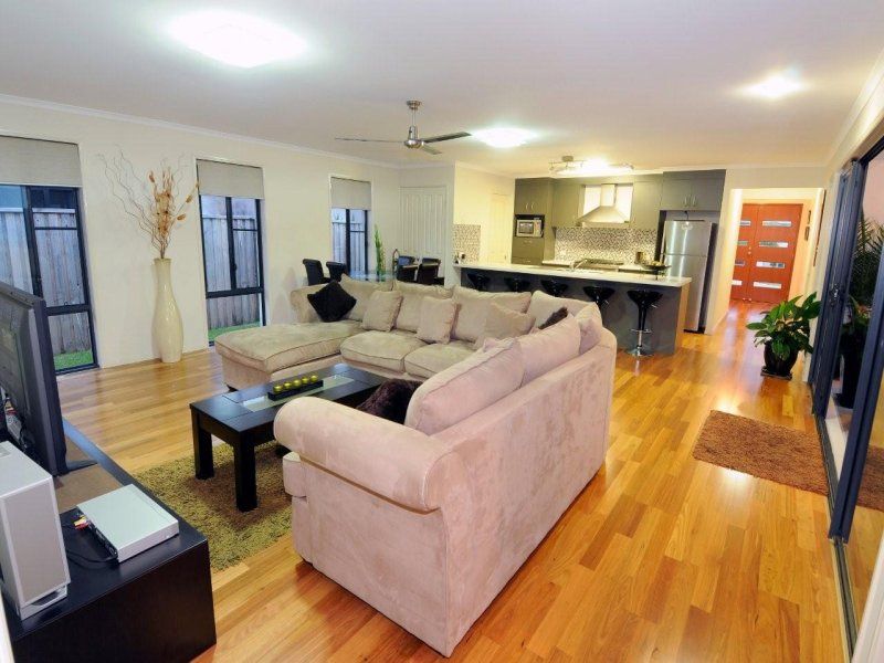 12 Jersey Place KAWANA ISLAND QLD, Kawana Island - Thumbnail 6
