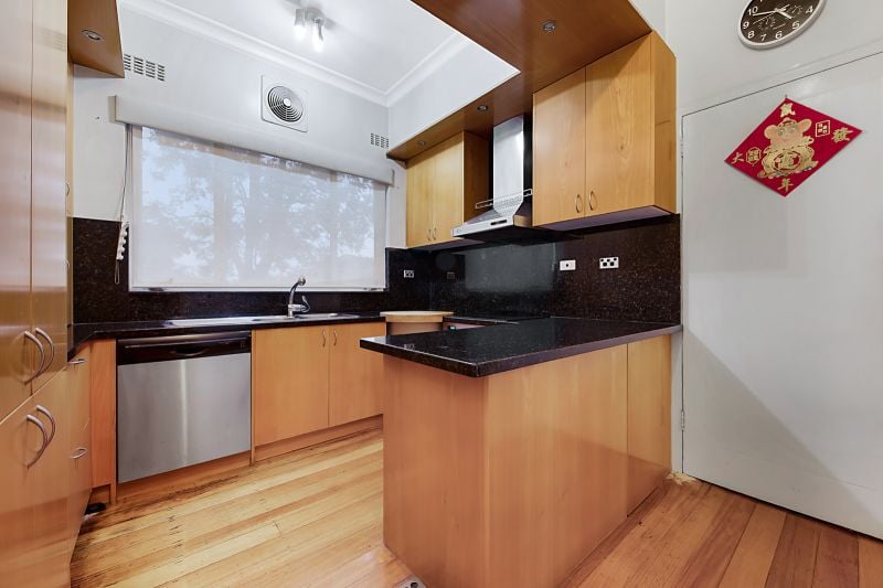 3 Castella Street Ivanhoe East VIC, Ivanhoe East - Thumbnail 2