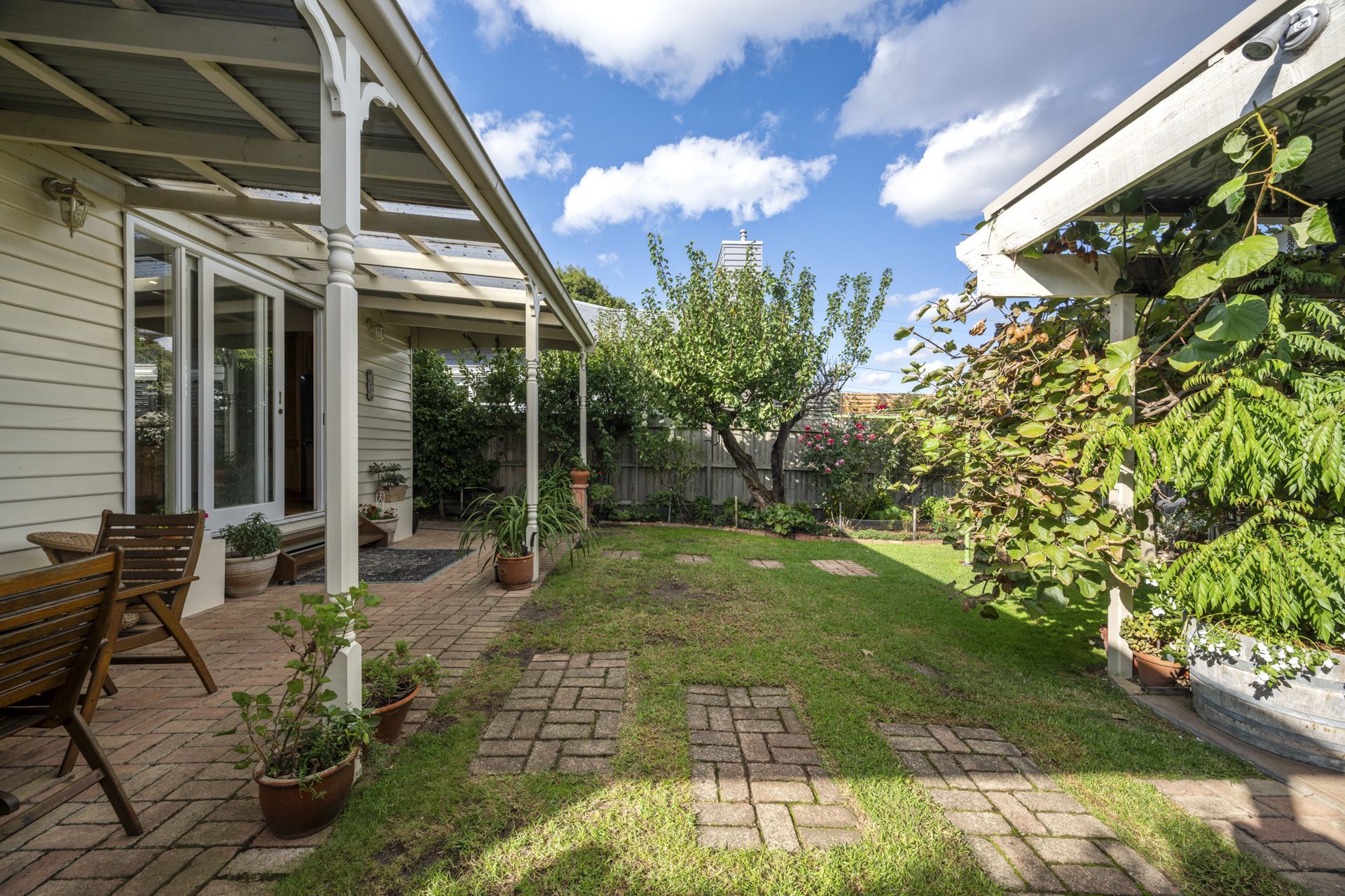 6 Month Lease & Fully Furnished