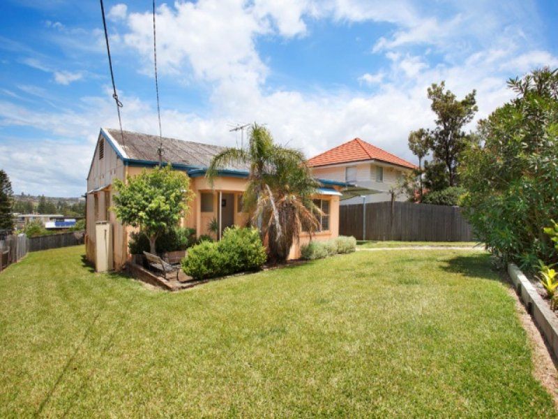35 grandview Parade MONA VALE NSW, Mona Vale - Thumbnail 2
