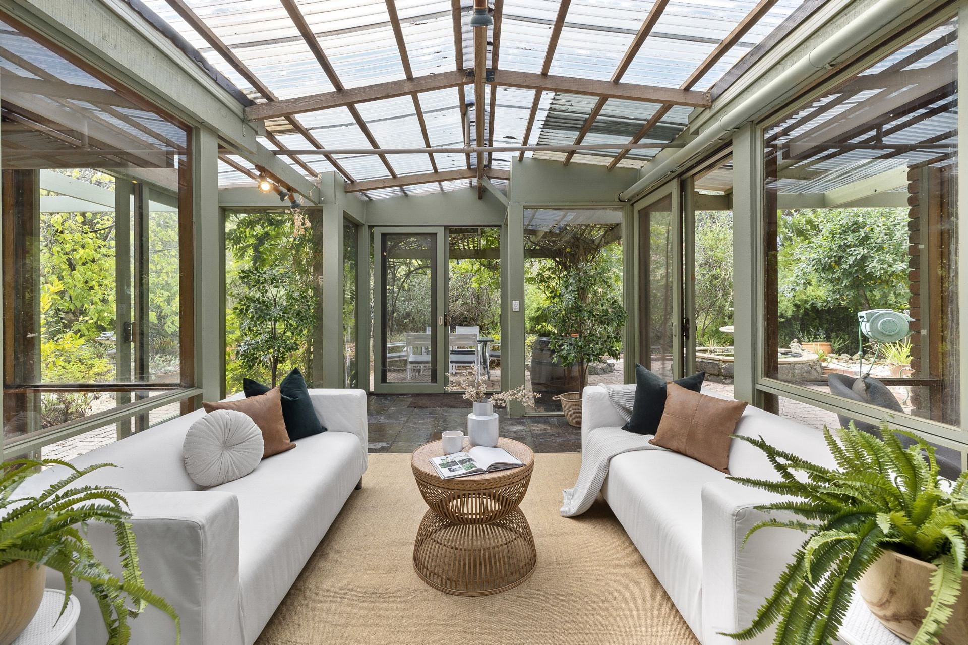 25 Eagle Point Road, Bellbrae - Thumbnail 2