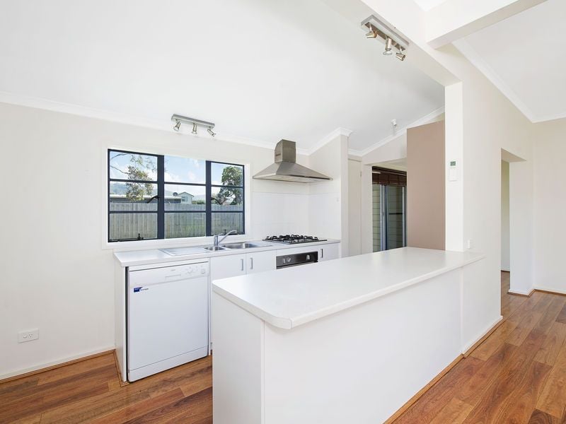 34 Montrose Avenue, Apollo Bay - Thumbnail 4
