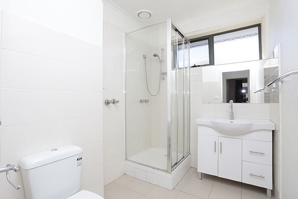 Refurbished delight in an ideal, quiet location