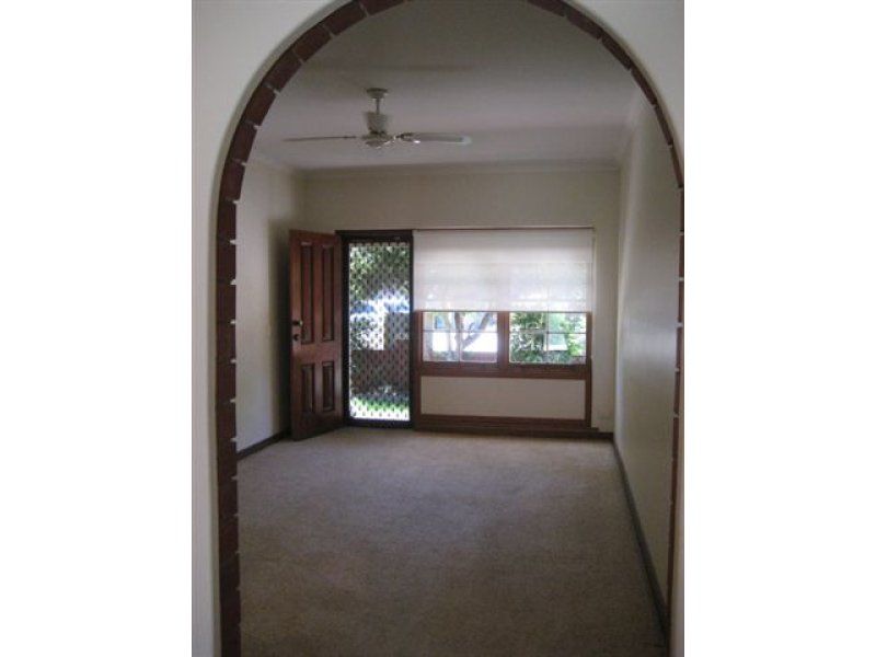 2/42 Bridge Street Kensington 5068