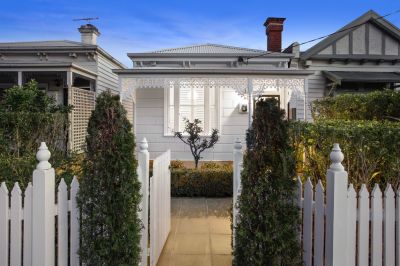 10 Caroline Street, Hawthorn East